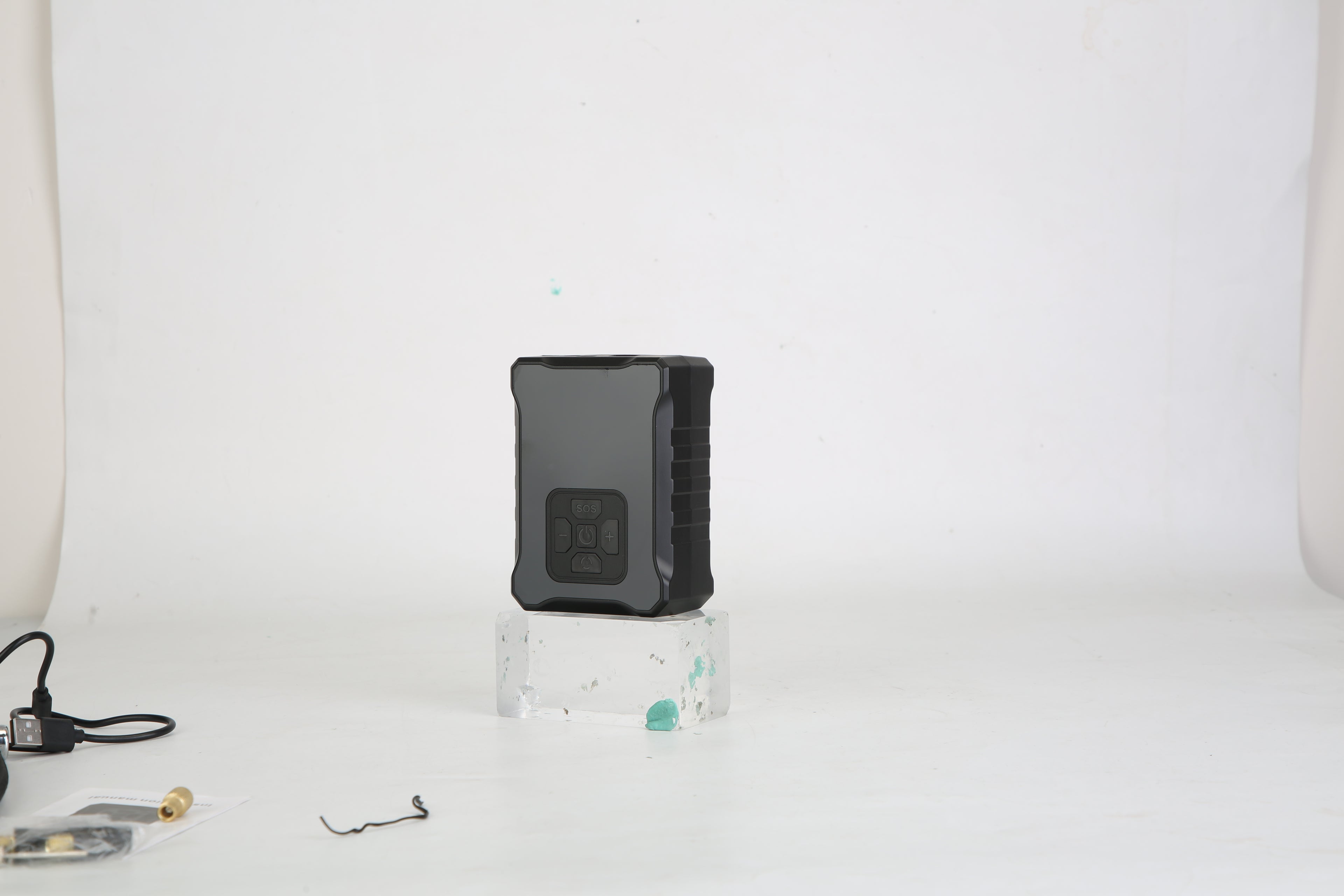 1 Stück 150 PSI kabelloser Reifenfüller – digitaler Luftkompressor mit LED-Licht und Notfall-Powerbank für Autos, Motorräder, Fahrräder und Bälle.